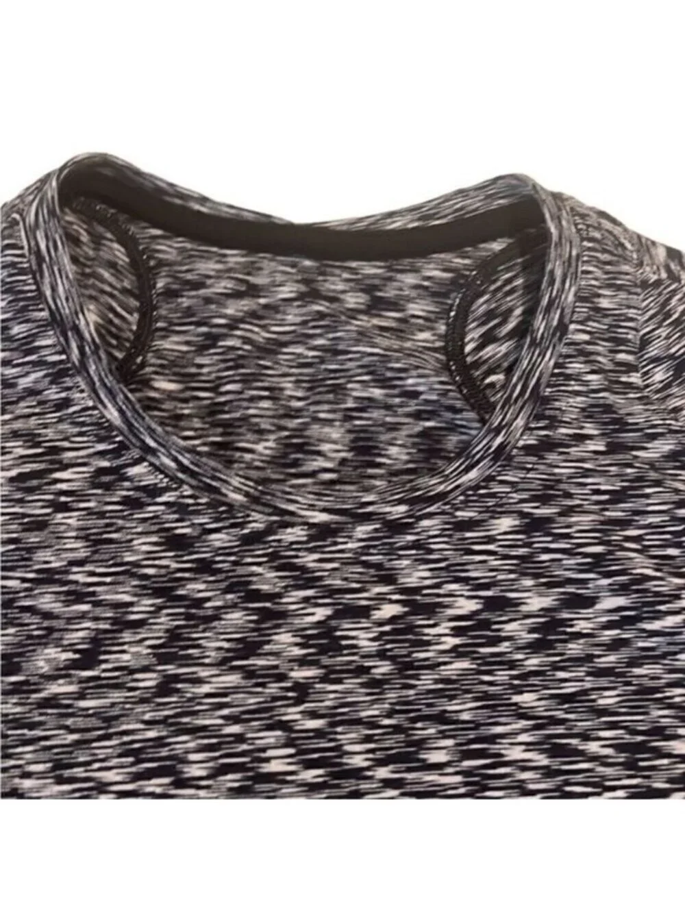 Lululemon Black White Gray‎ Runderful Long Sleeve Pullover Running Top Size 10